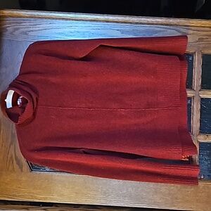 Athleta Turtleneck Tunic w/sideslits - Garnet, XS